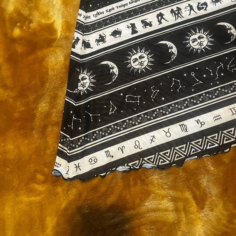 Witchy esoteric mesh mini dress - Picture 8 of 8